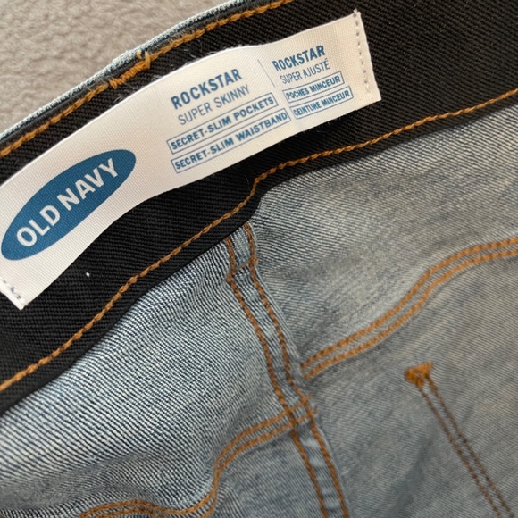 Old navy rockstar jeans - Picture 4 of 12